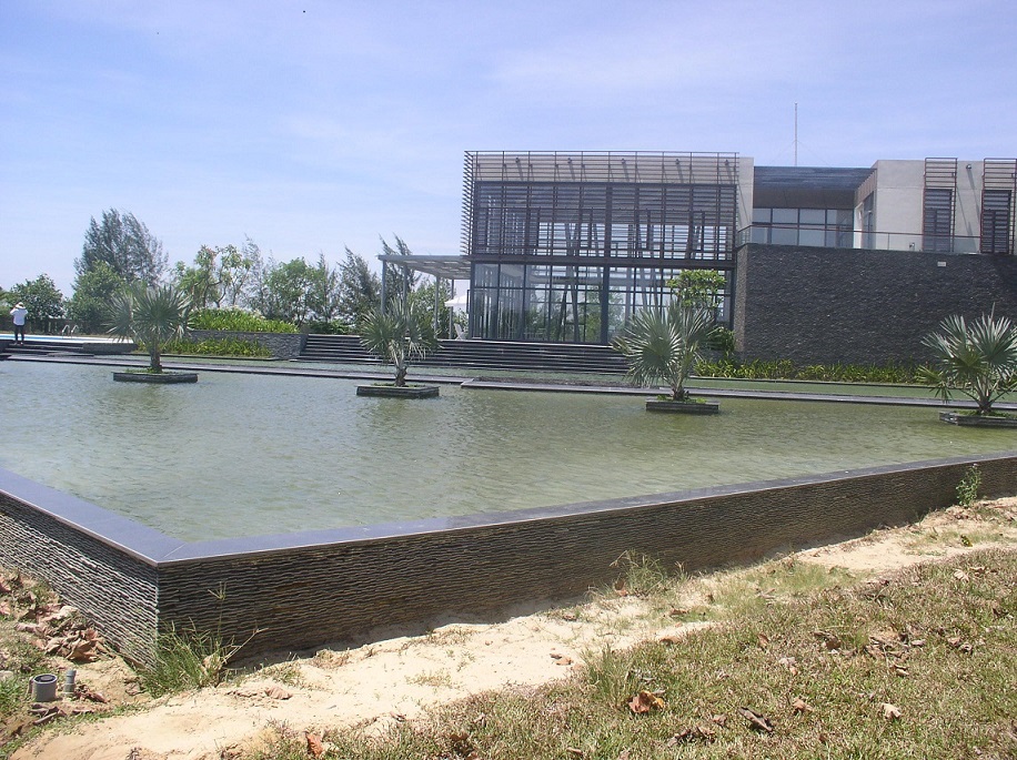 Thi công tưới cảnh quan